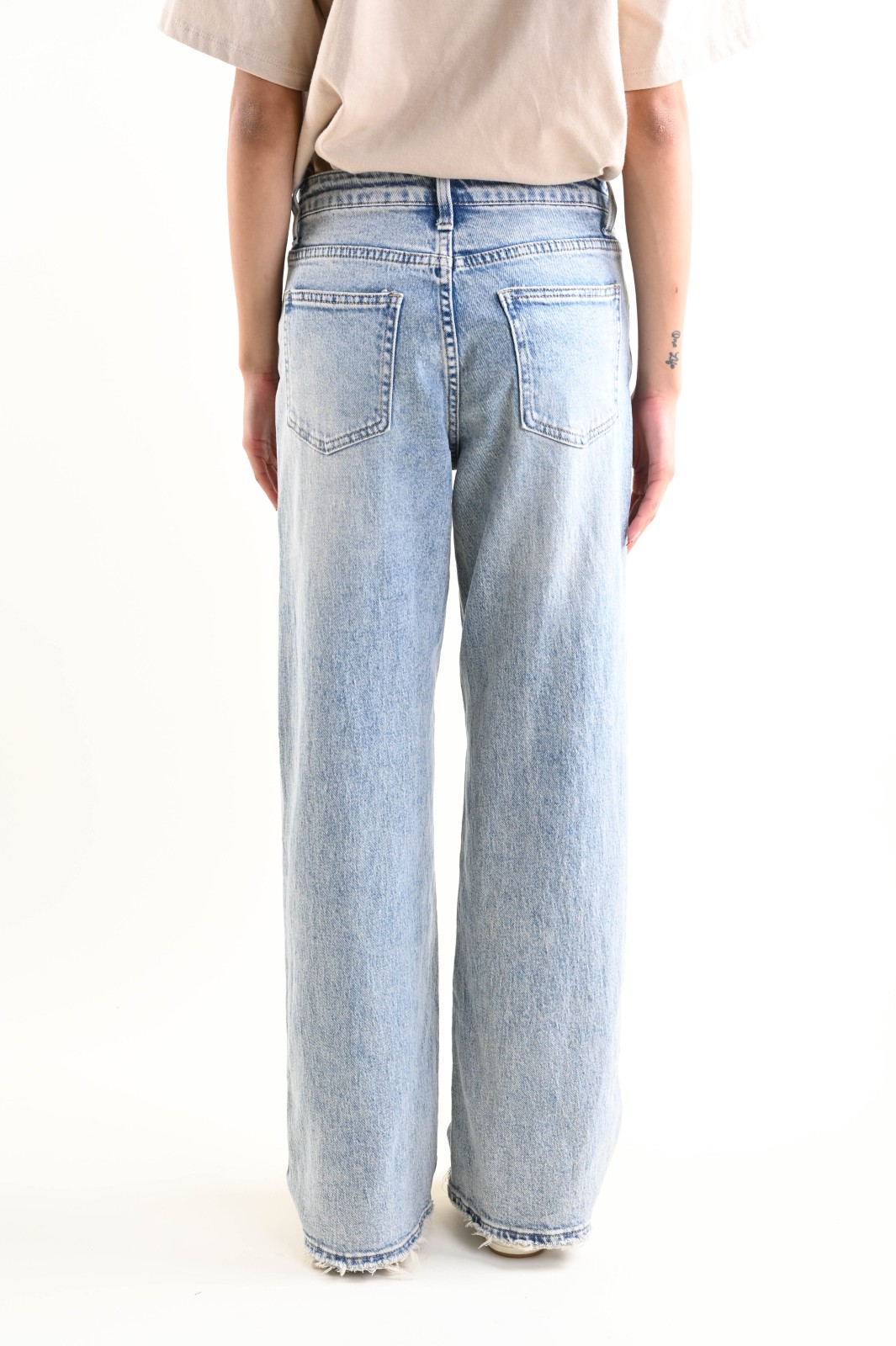 Jeans Donna a Gamba Dritta con Orli Ripped – Myastreet O175001-06 - Foto 2